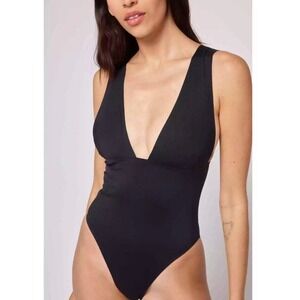 L*Space Women's Fused‎ Katniss Onepiece Classic Black XS NWT